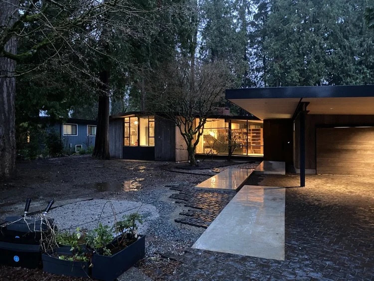 Trim and wall detail